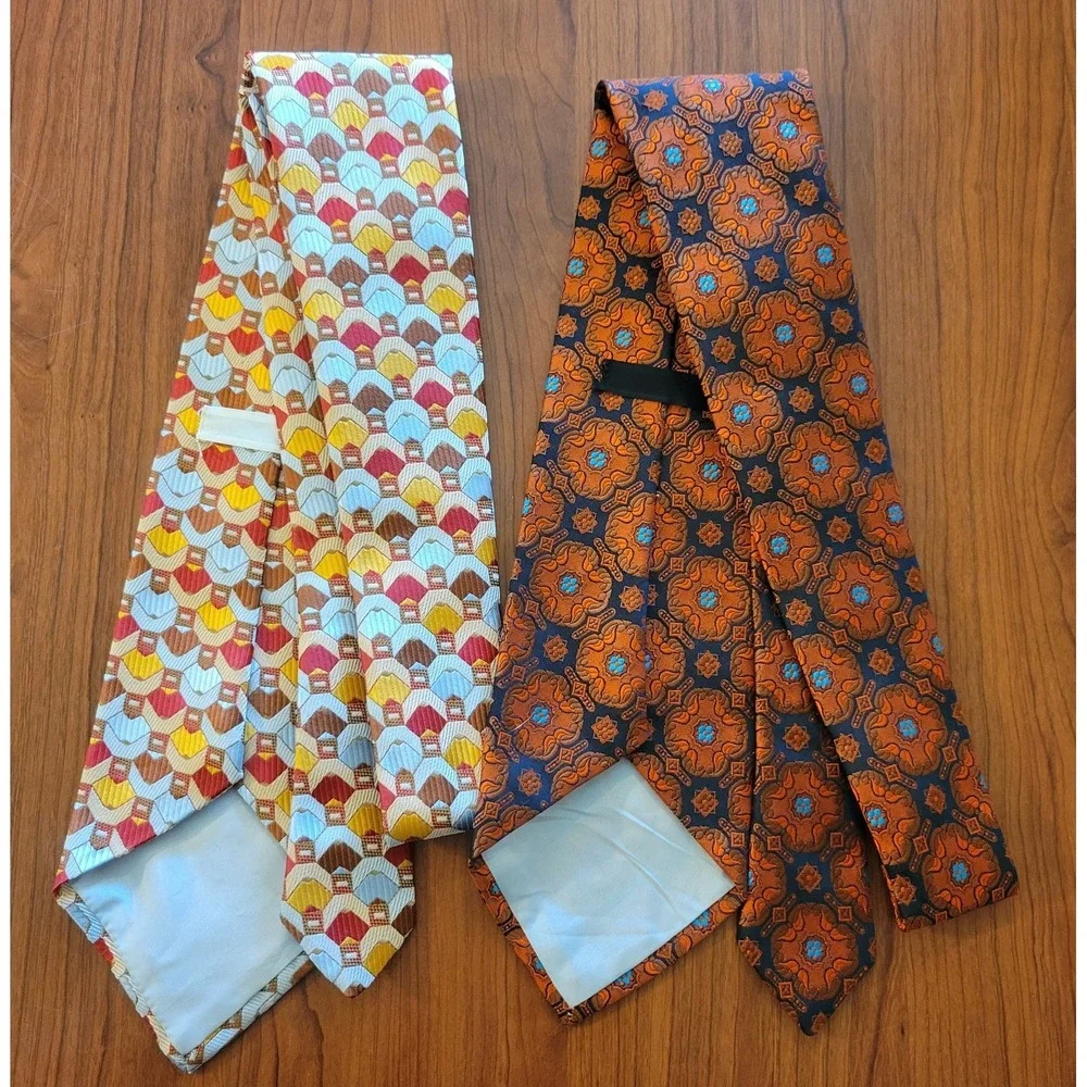 Vintage Omega Necktie  55 X‎ 4 Textured Polyester Multicolor Wide Bright Retro